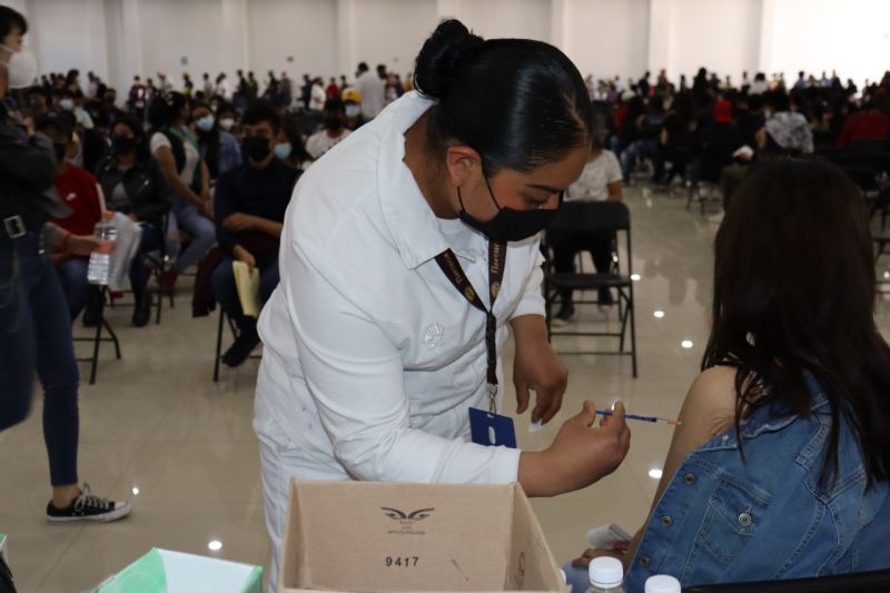 Invita Ayuntamiento de Tetla a aplicarse la vacuna antocovid